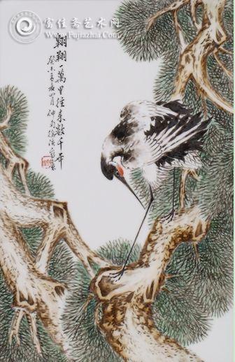 图录号:2474 徐仲南 粉彩《松鹤延年》图挂屏 尺寸:37x23.8cm 估价:650,000—720,000RMB 图录号:2474 徐仲南 粉彩《松鹤延年》图挂屏 尺寸:37x23.8cm 估价:650,000—720,000RMB