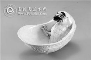 隋代洛京窑风格《白瓷鹰杯》。 (图片均由望野博物馆提供)